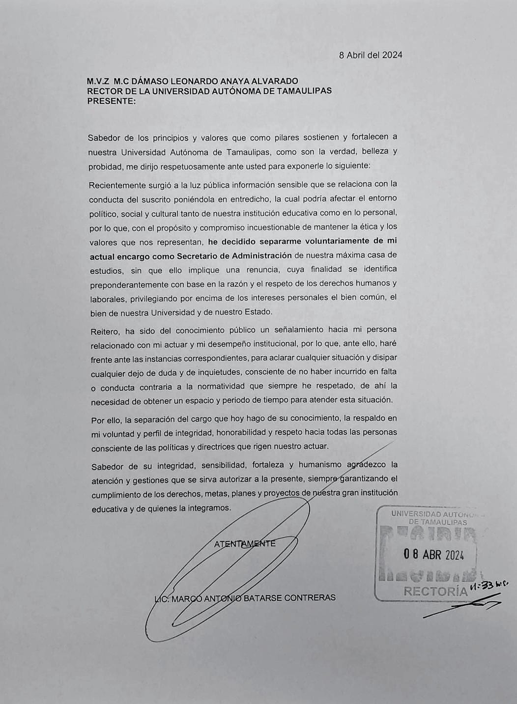 Marco Batarse Contreras se separa del cargo como secretario de  administración en la UAT